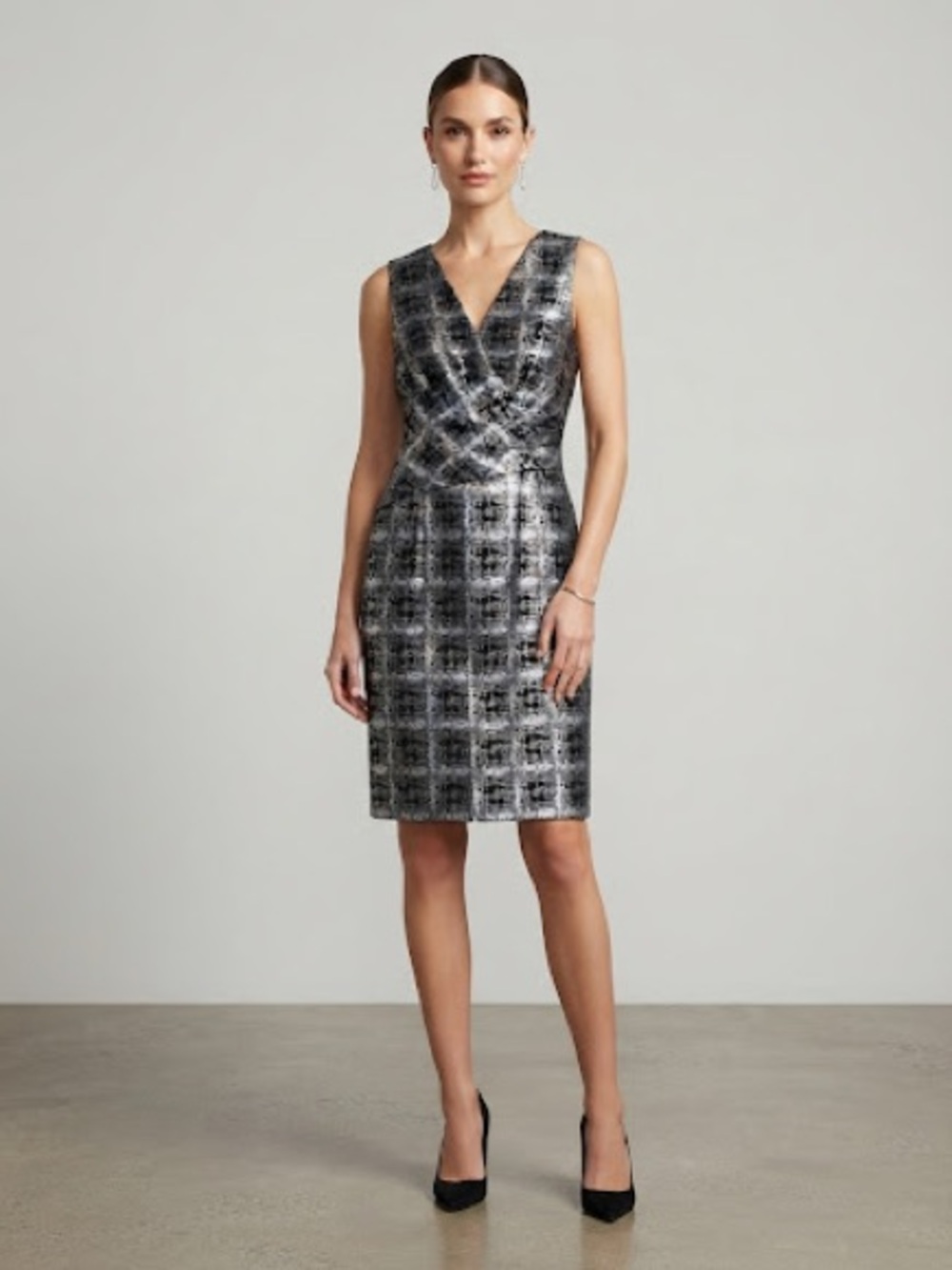 Anne Klein Silver and Black Metallic Plaid Sheath Dress 6